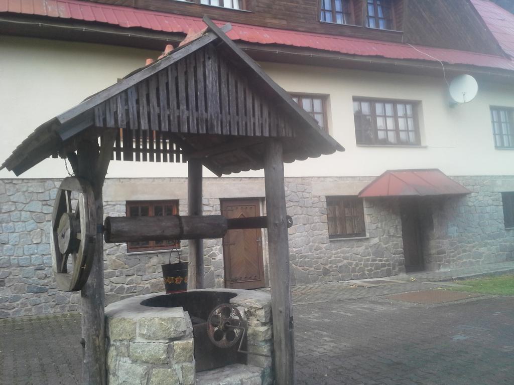 Penzion Adam Adamov  Buitenkant foto