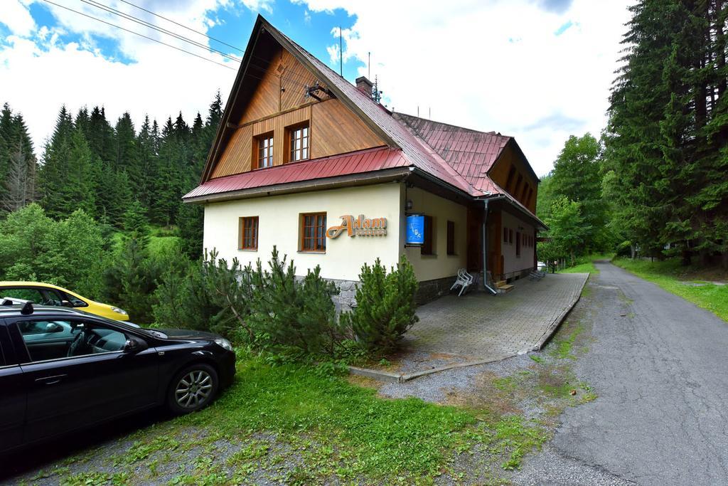 Penzion Adam Adamov  Buitenkant foto